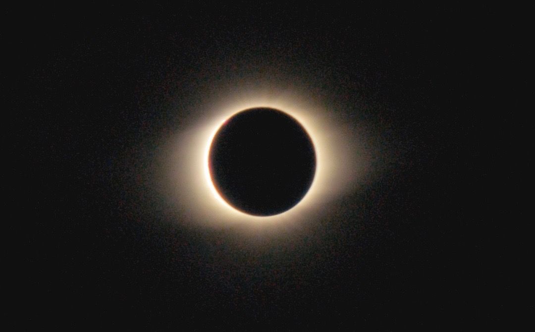 How Yesterday's Total Solar Eclipse Looked From a Plane (Photos, Video