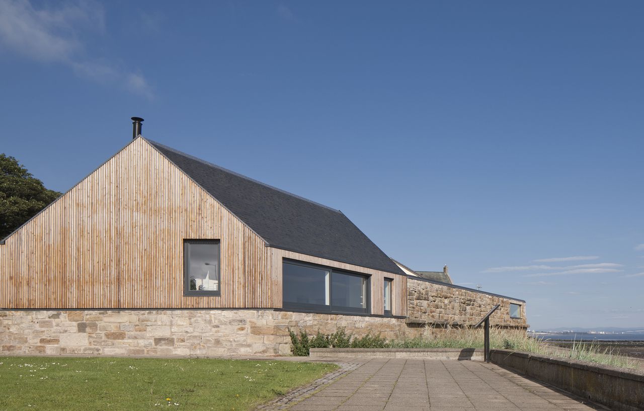 a sea front extension and renovation project