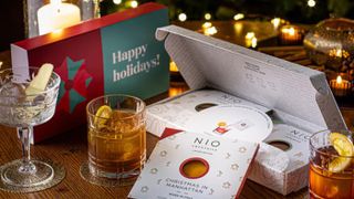 NIO Christmas cocktail gift box