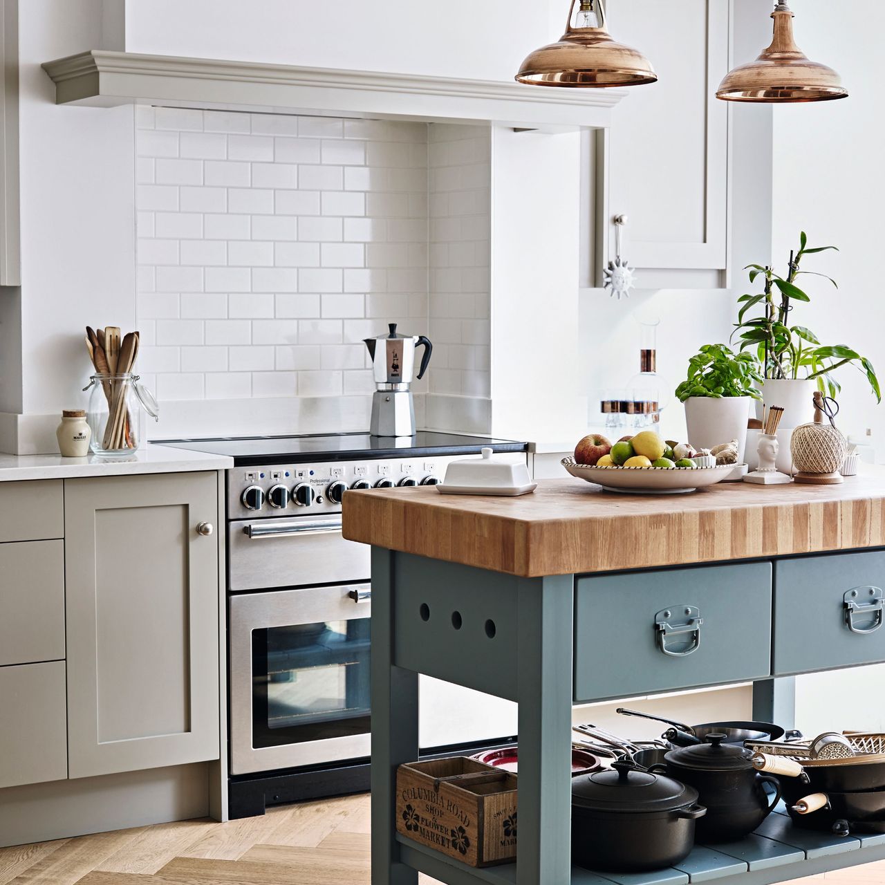 7 on-trend light blue kitchen ideas | Ideal Home