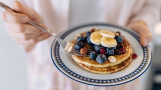 blueberry and banana protein pancakes