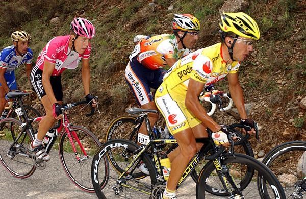 Joaquin Rodriguez (Saunier Duval) scored a lot of mountain points today