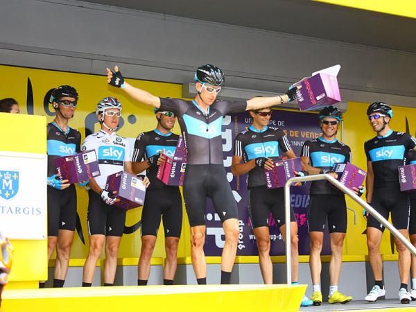 Team Sky up on stage to collect their prize.