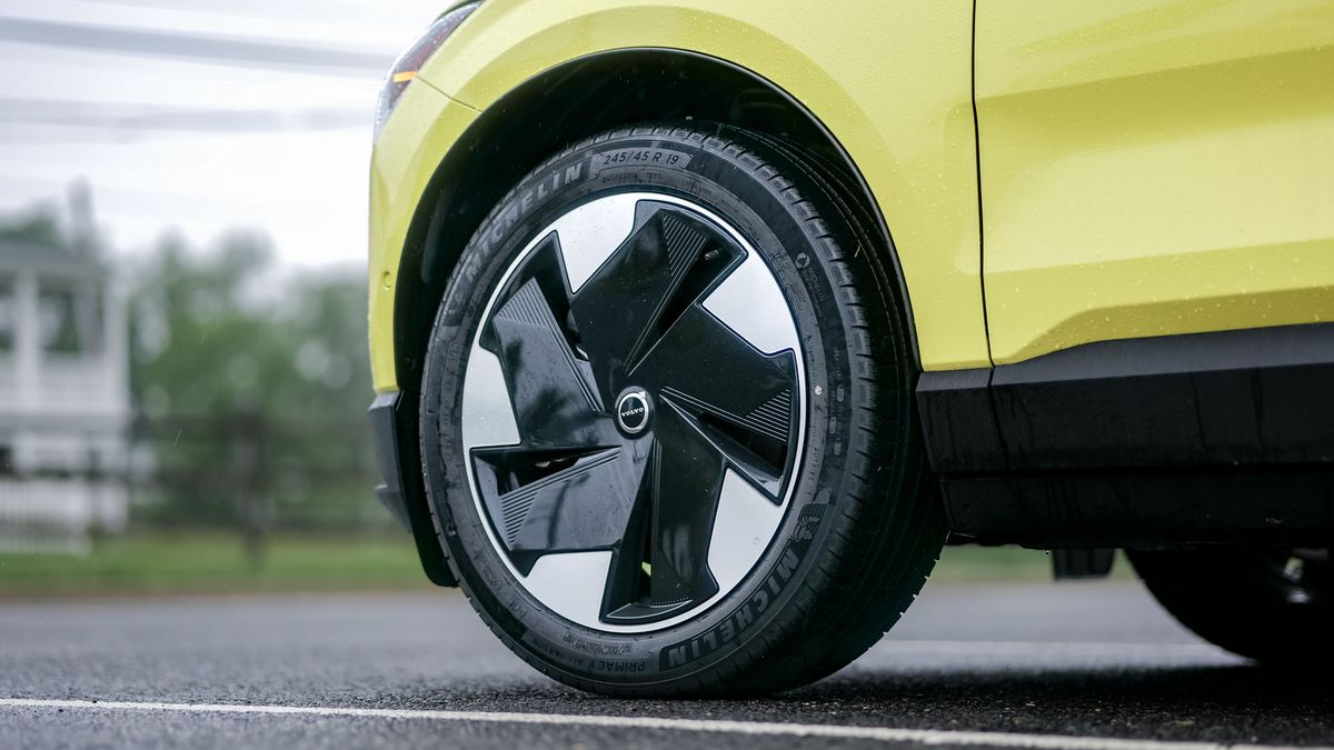 2025 Volvo EX30 test drive.