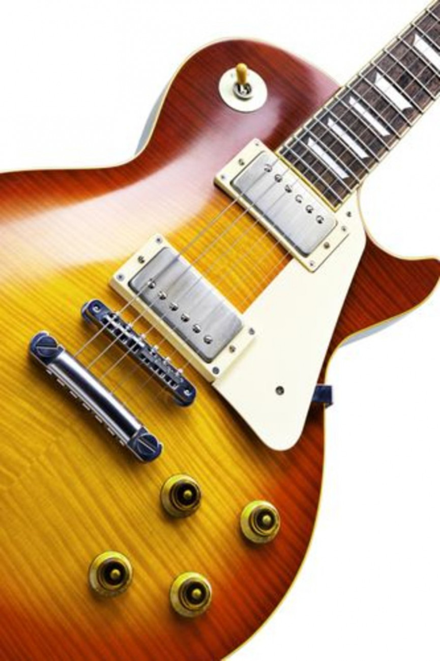 15-things-you-probably-didnt-know-about-guitar-hero-16-1556729195-0fmE-column-width-inline