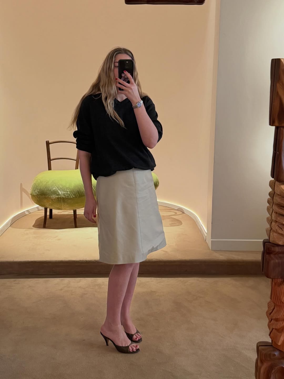 An image of a woman wearing peep toe sandal shoe trend 2026