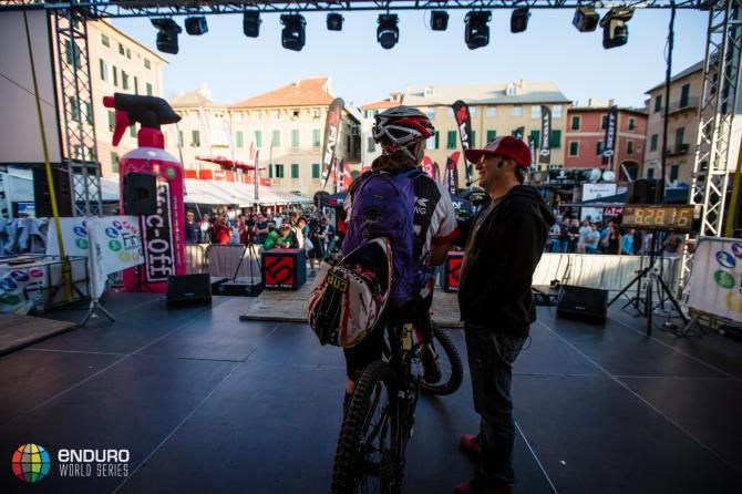 Tracy Moseley gives a pre-race interview with Enrico Guala
