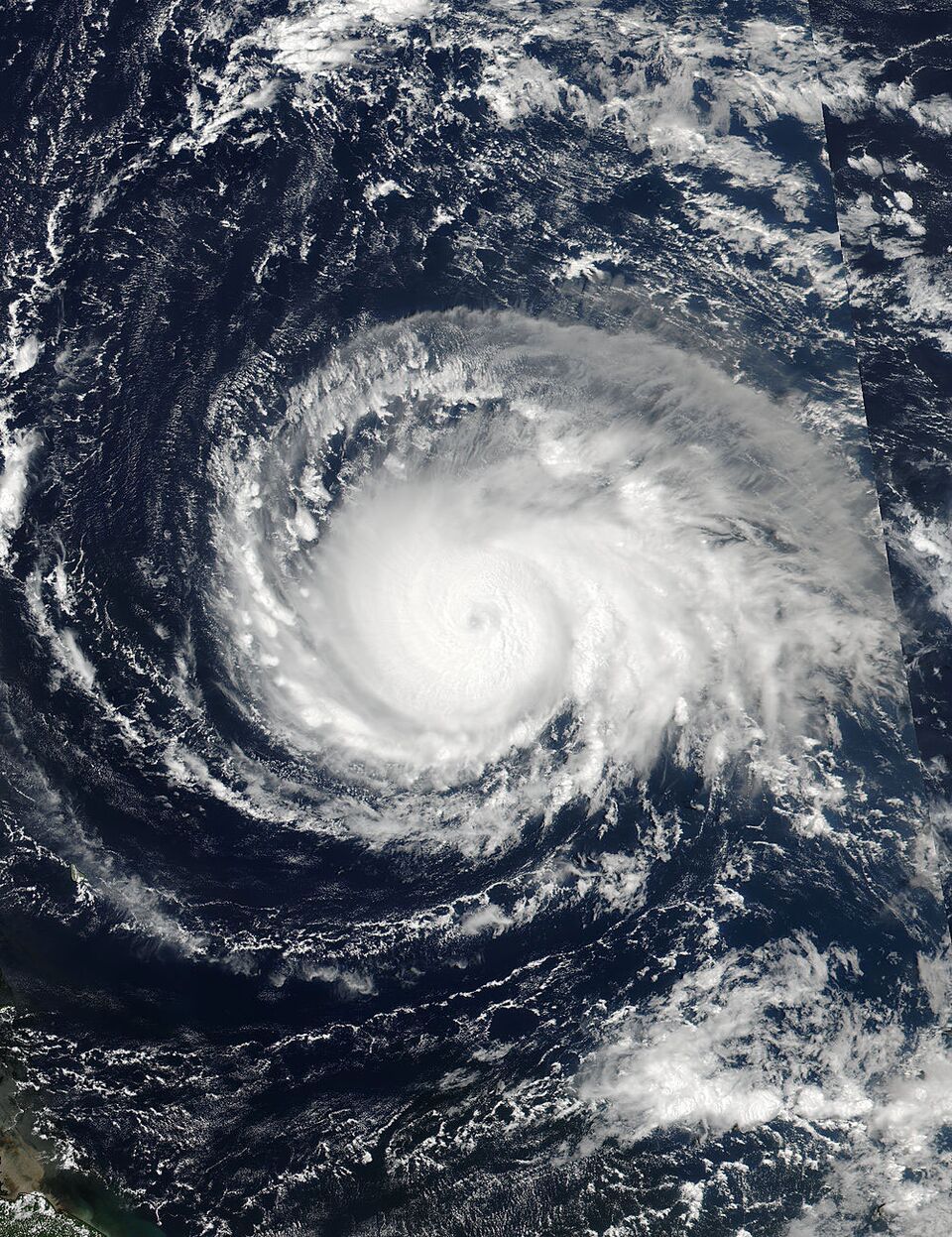 On Sept. 4 at 17:24 UTC, NASA-NOAA&#039;s Suomi NPP satellite captured this view of Hurricane Irma as a Category 4 hurricane approaching the Leeward Islands.