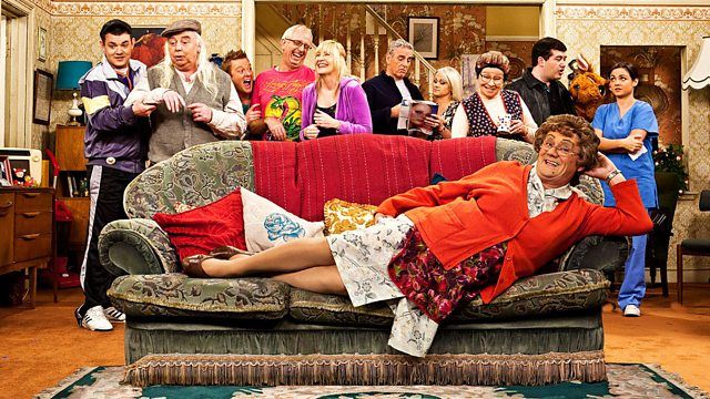 Cara nonton spesial Tahun Baru Mrs Brown’s Boys 2026