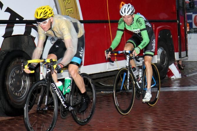 Chris Froome (Sky) and Bauke Mollema (Belkin) on the attack