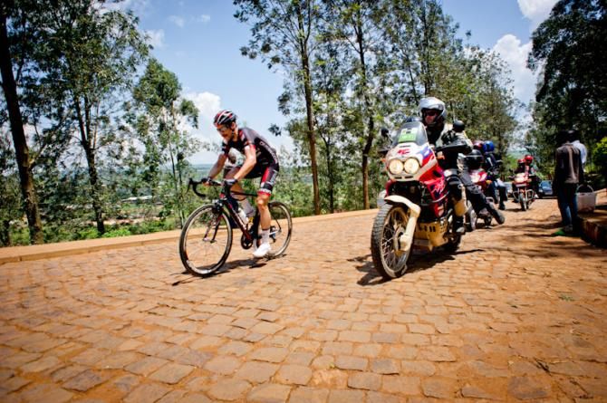 Bruno Langlois (Team Quebecor-Garneau) passes a paved section with 10km to go