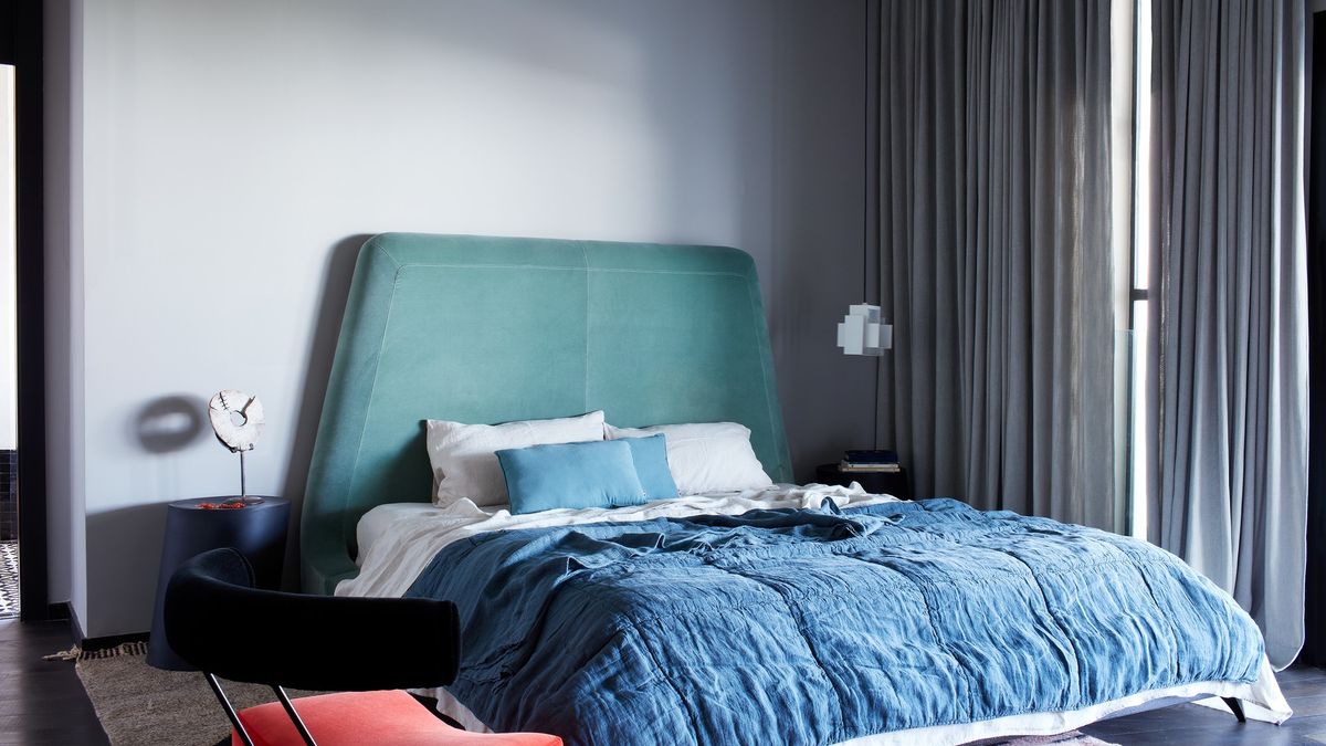 4 paint colors to make your bedroom feel cooler | Livingetc