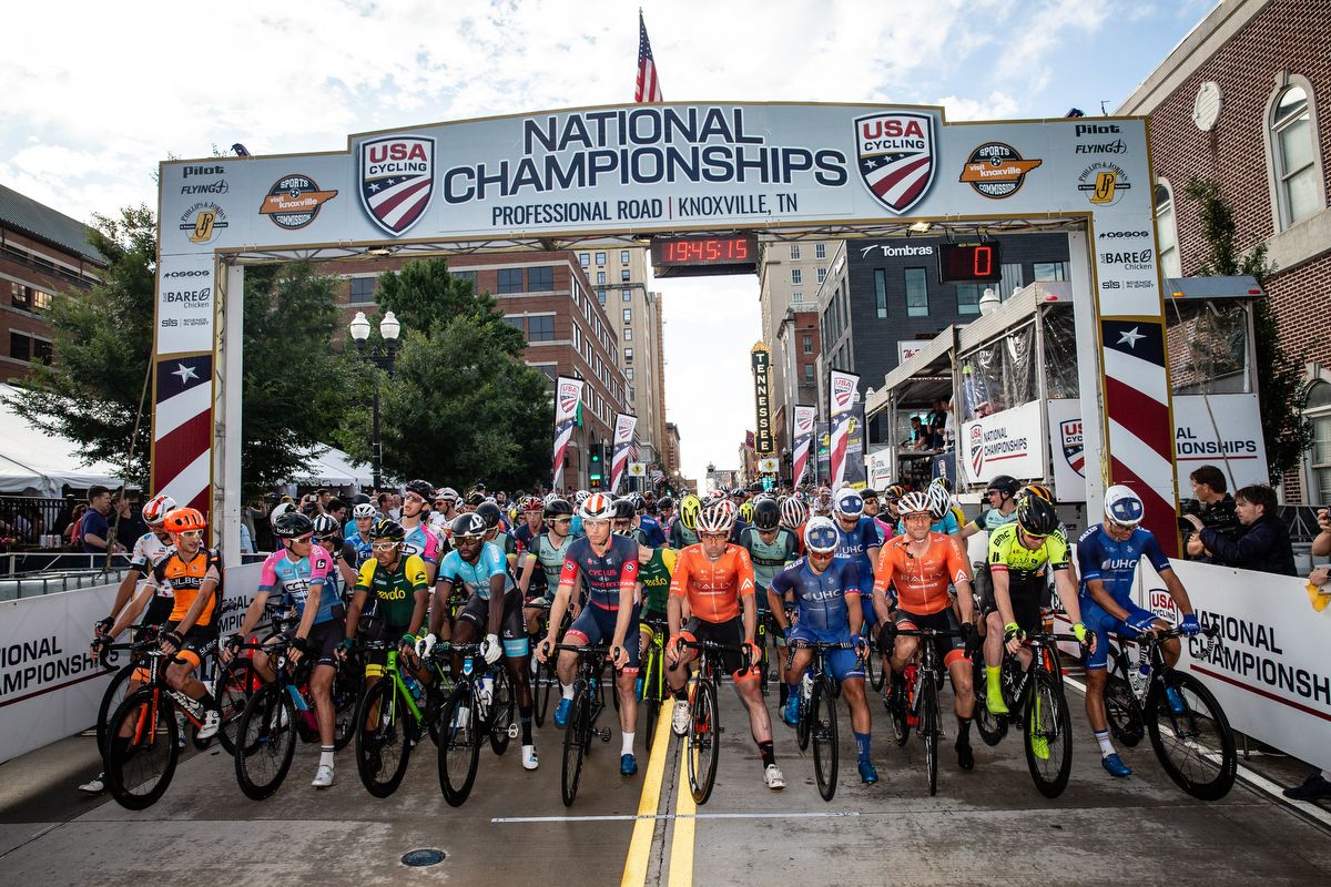 The start of the men's race at the US Pro Criterium Championships
