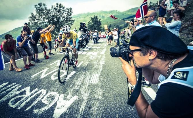Vincenzo Nibali climbs the final kilometres of the Hautacam to win the stage and extend his overall lead in the Pyrenees. Get out of my way James!