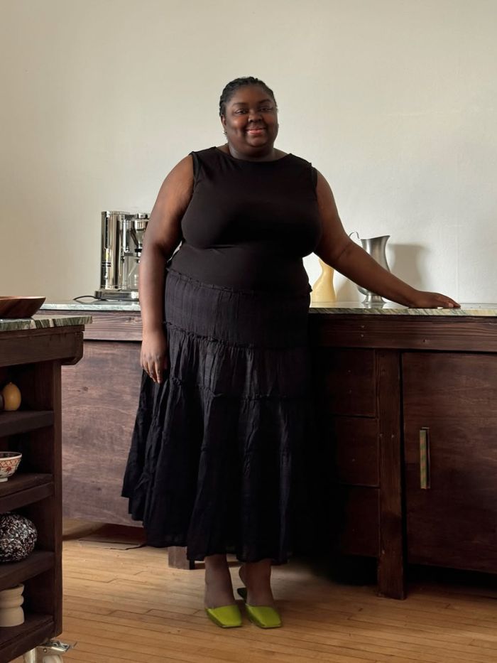Best petite fashion brands @abimarvel wearing Nobody's Child black dress