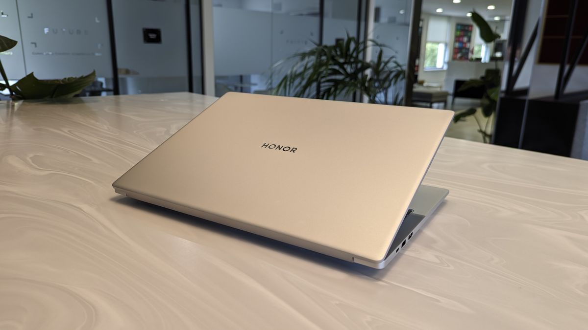 Honor MagicBook X16 2023 review: Bring ta-dah to your to-dos | ITPro