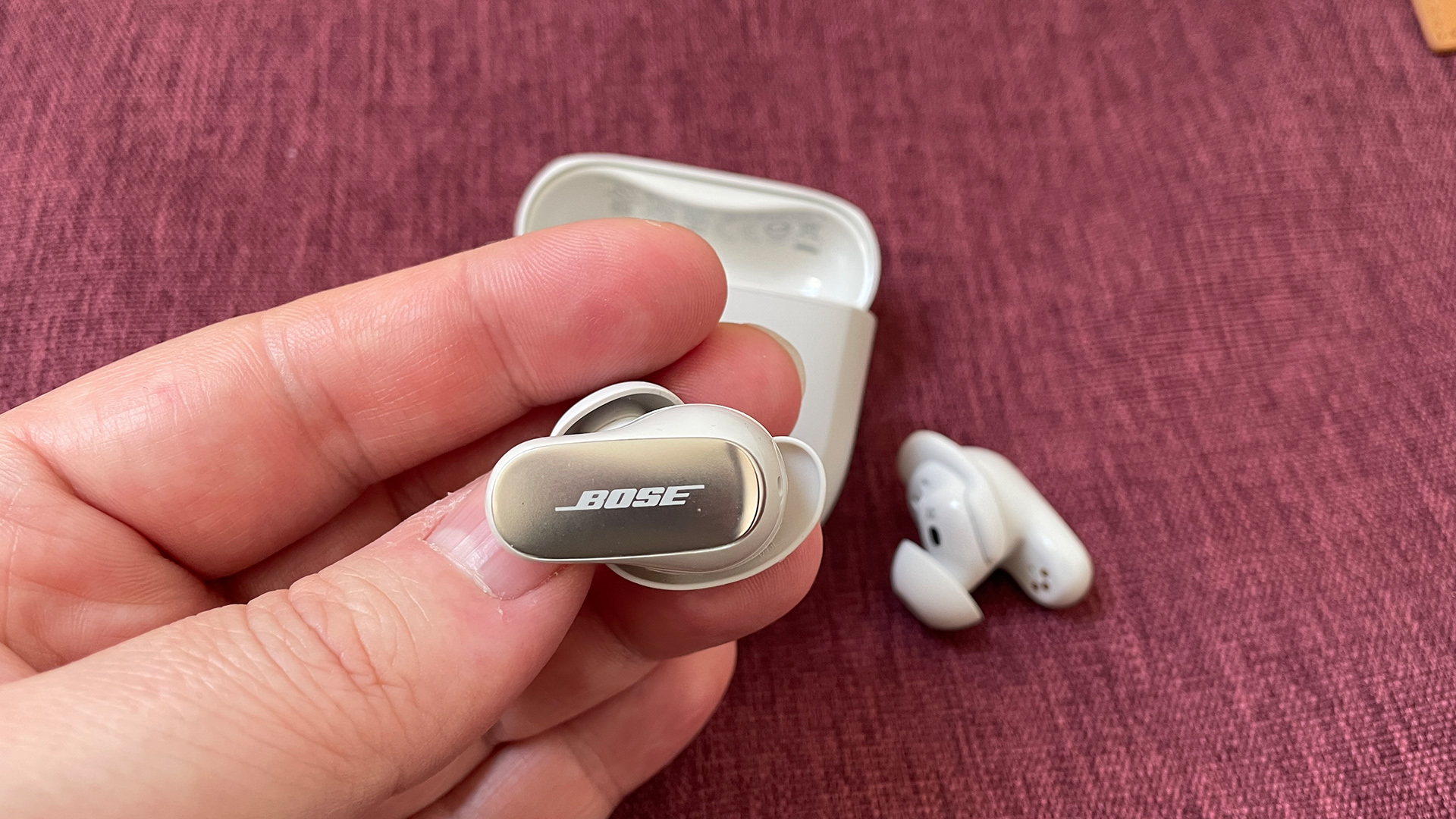 Bose QuietComfort Ultra Earbuds ホワイトスモーク - イヤホン