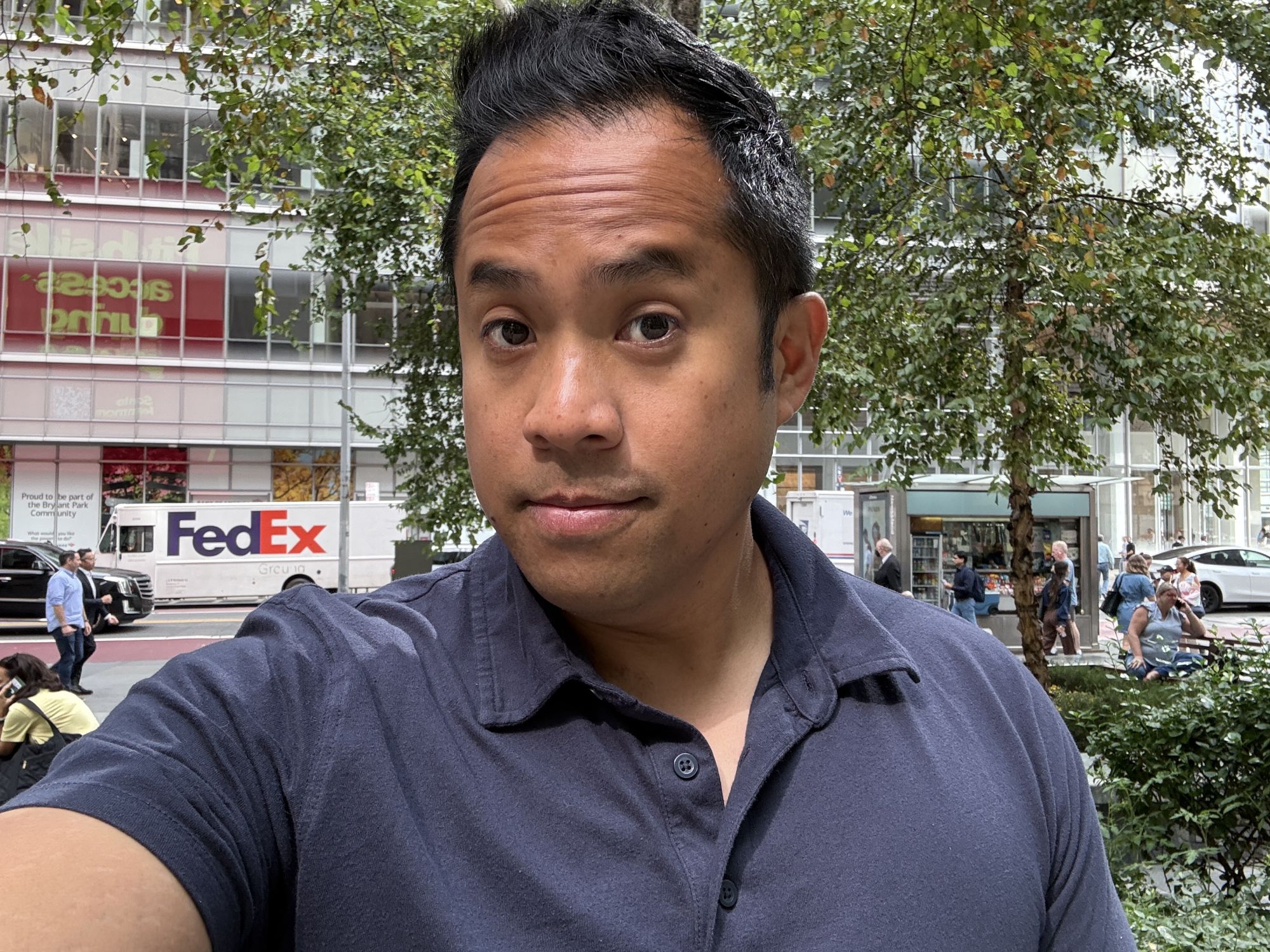 Apple iPhone 16 Pro Max selfie sample.