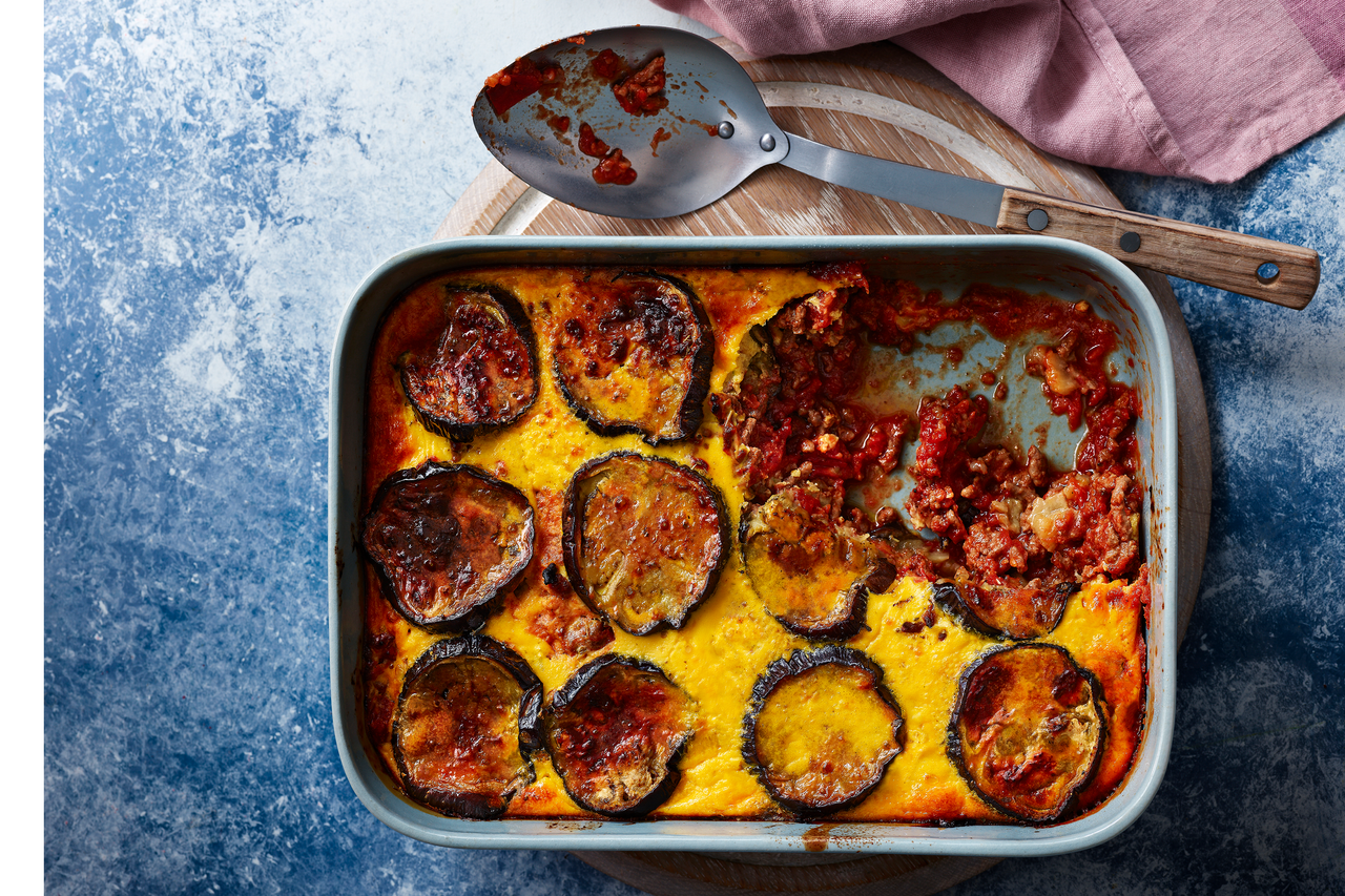 Slimming World beef and aubergine bake