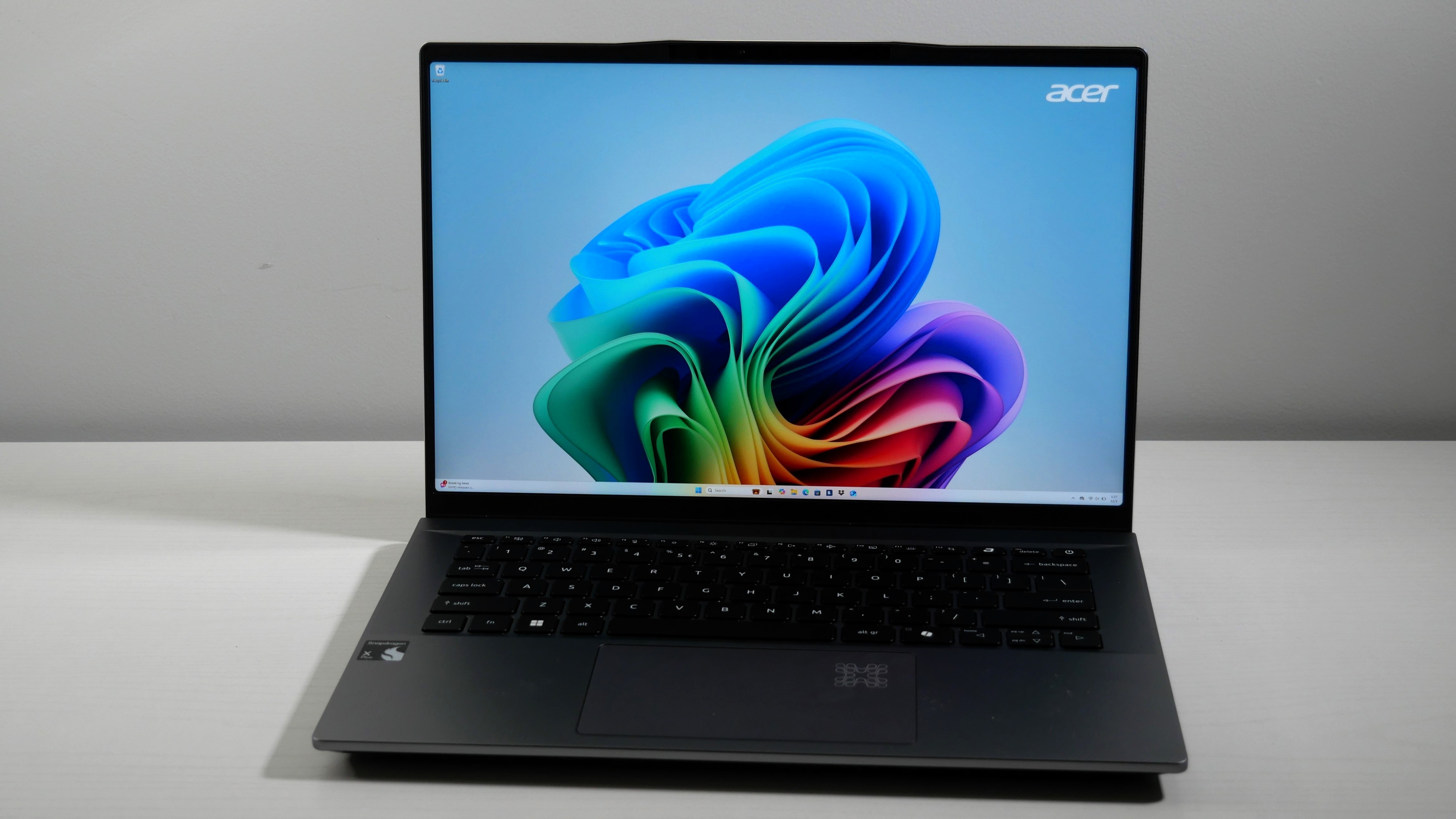 Обзор Acer Swift Go 14 AI: жарко, грязно и разочаровывающе