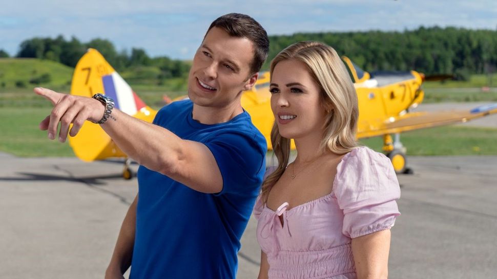 Upcoming Hallmark Movies: Full List Of New Titles And Premiere Dates ...