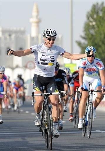 Mark Renshaw (HTC-Highroad) takes stage four of the Tour of Qatar