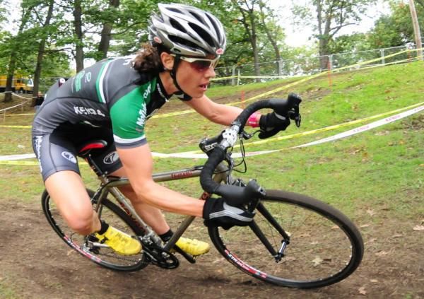 Mary McConneloug (Kenda-Seven-No Tubes) is one of the best bike handlers in the business.