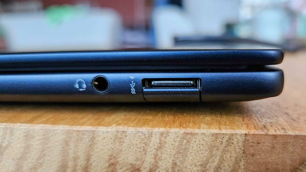 HP Elitebook ultra - ports