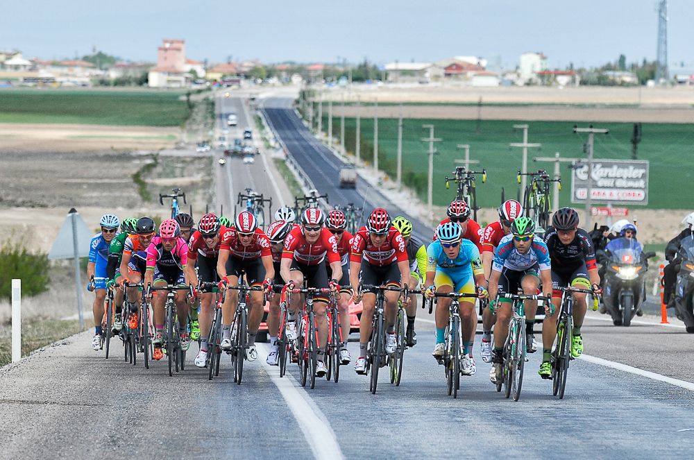 The peloton in action during stage 3 of Tour of Turkey