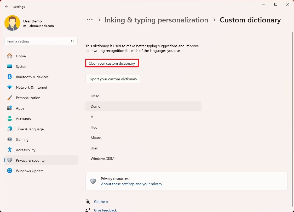 How to configure spell checker and autocorrect features on Windows 11