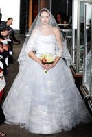 Clothing, Bridal clothing, Bridal veil, Sleeve, Dress, Shoulder, Textile, Veil, Photograph, Gown,