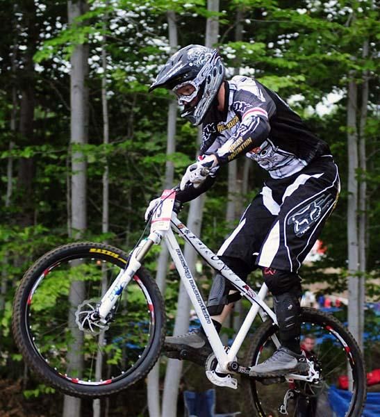 Scott Beaumont (Rocky Mountain UK) in the air