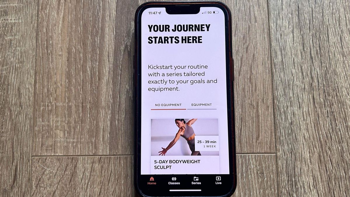 I used Jennifer Aniston’s favorite workout app for three weeks and now I'm a Pilates convert