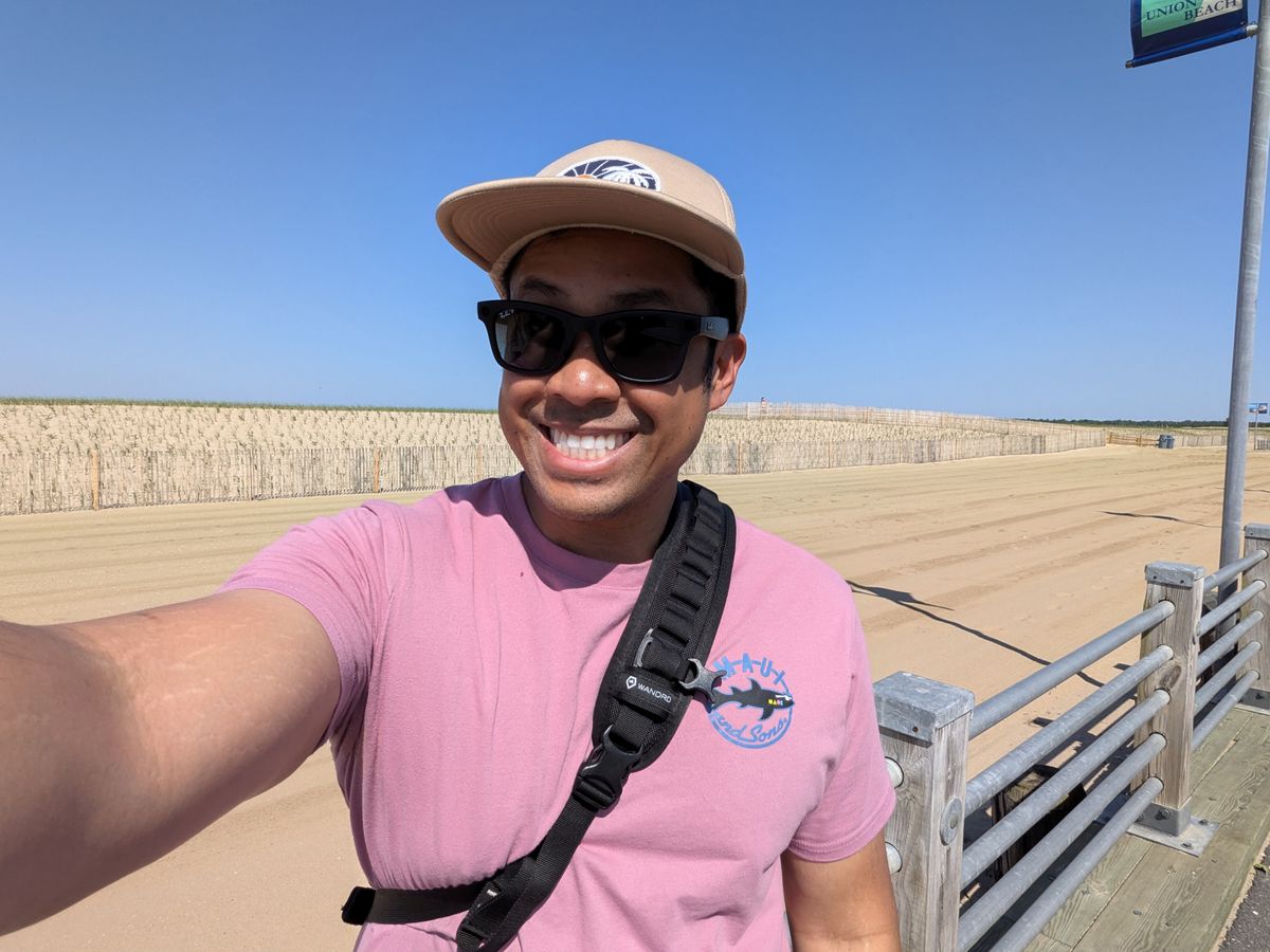 Google Pixel 8a selfie sample.