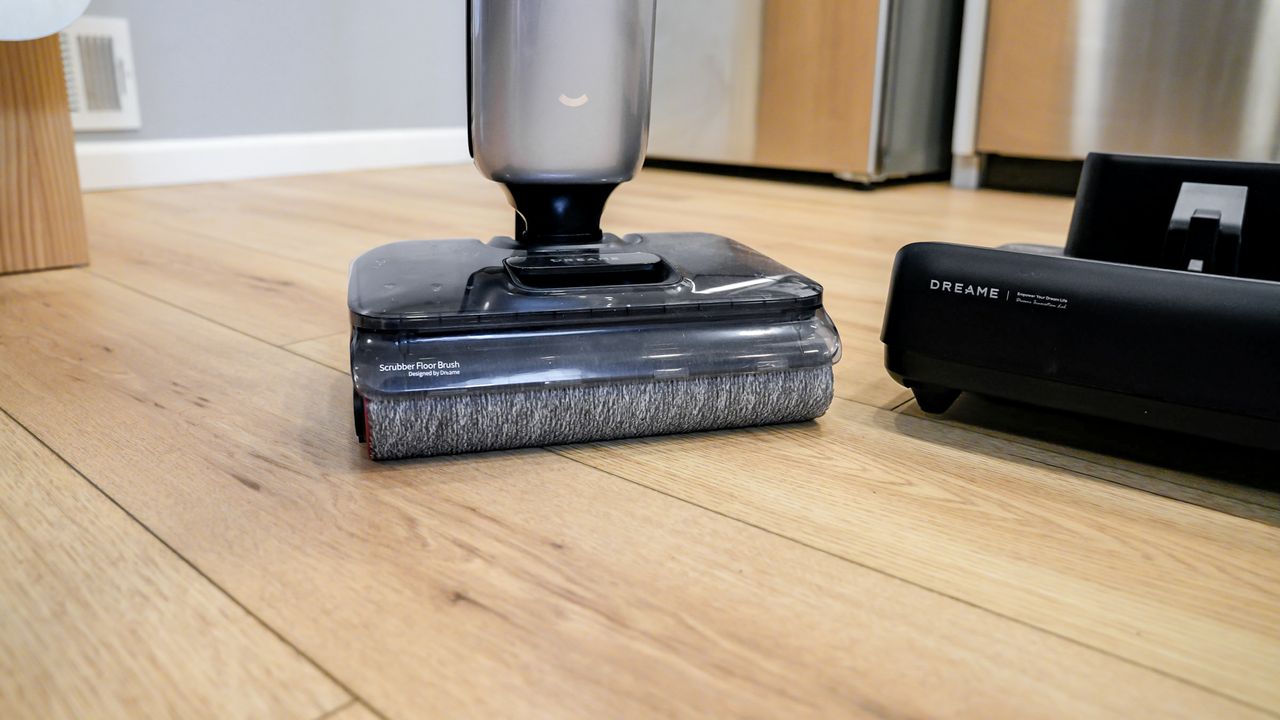 Dreame Aero Pro Wet Dry Vacuum in a kitchen