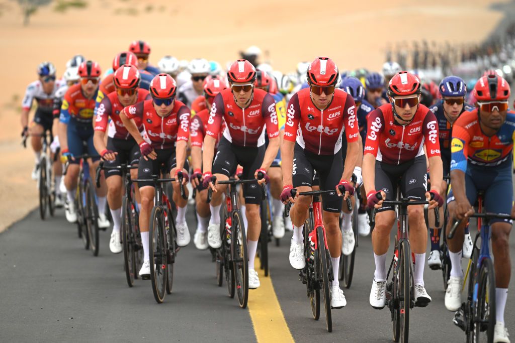 LIWA PALACE ABU DHABI UNITED ARAB EMIRATES FEBRUARY 17 Lennert Van Eetvelt of Belgium and Team Lotto Dstny C with teammates compete during the to the 7th UAE Tour Stage 1 a 138km stage from Madinat Zayed Shams Solar Park to Liwa Palace UCIWWT on February 17 2025 in Liwa Palace Abu Dhabi United Arab Emirates Photo by Dario BelingheriGetty Images