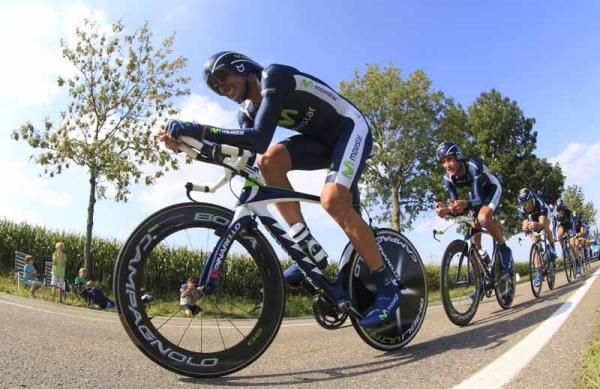 The Movistar train motor along in the team time trial