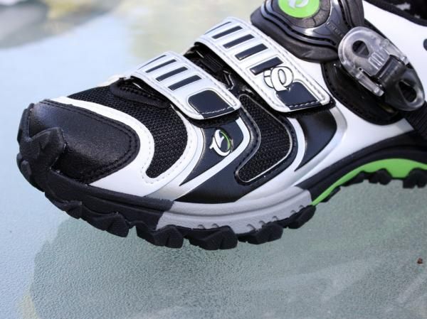 The dual-density EVA foam midsole provides a little more cushion when on foot.