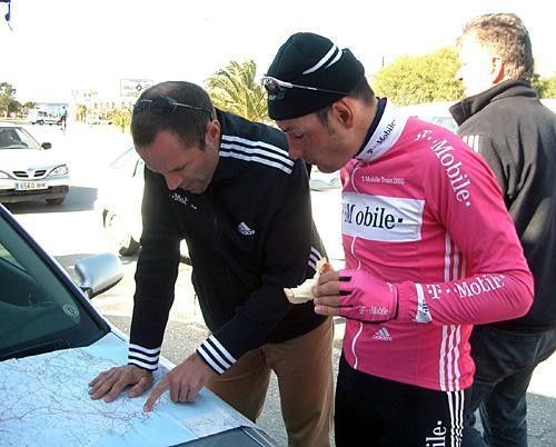 Direction: Le Tour