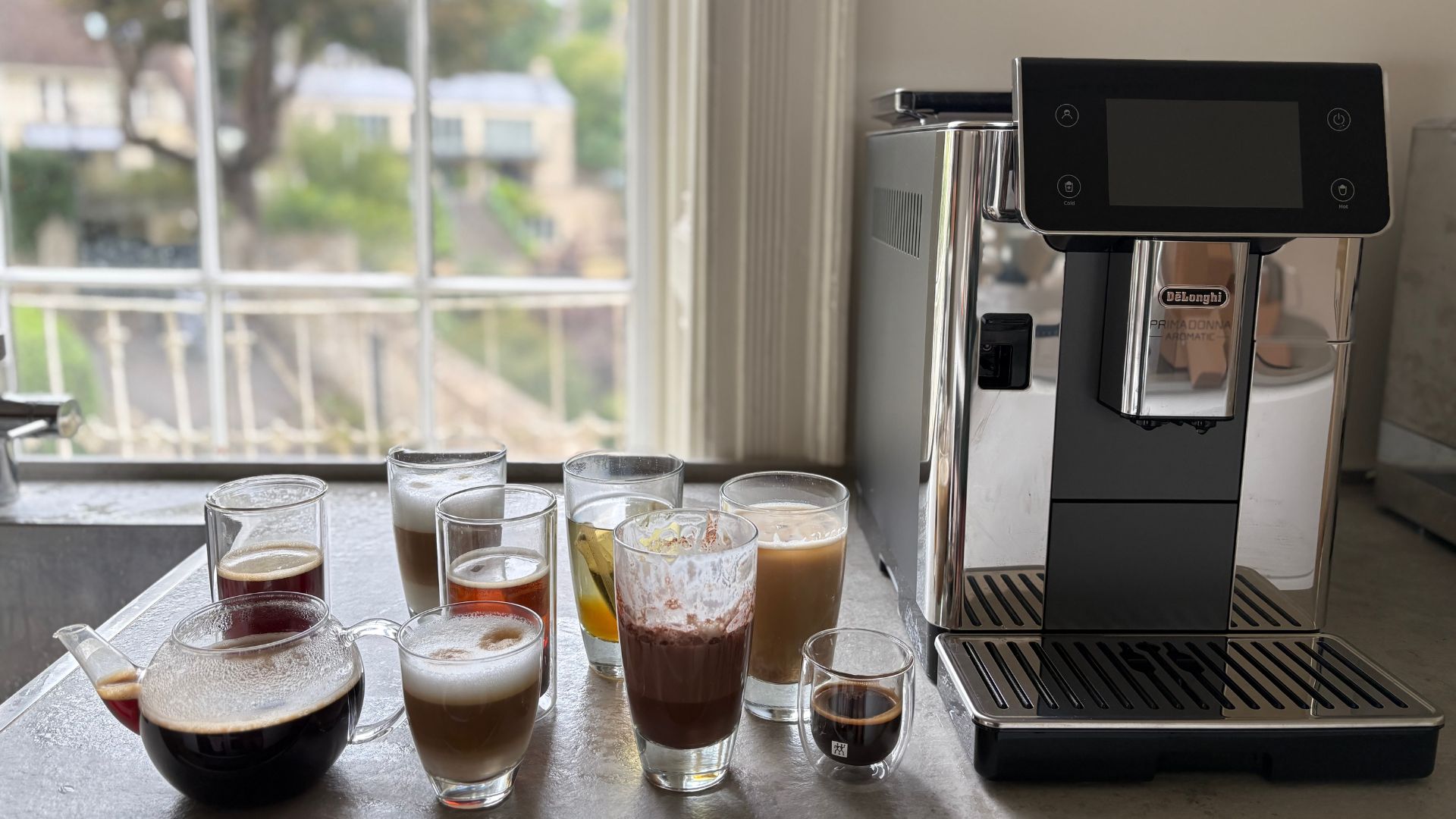 Testing the De&#039;Longhi Primadonna Aromatic Coffee Machine