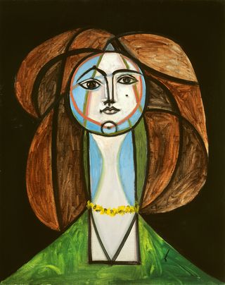 Woman With a Yellow necklace