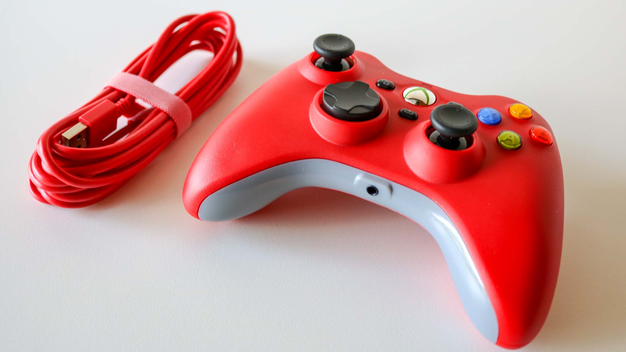 Hyperkin Xenon Review/Compare To Xbox 360 Controller + Limited Reveal 
