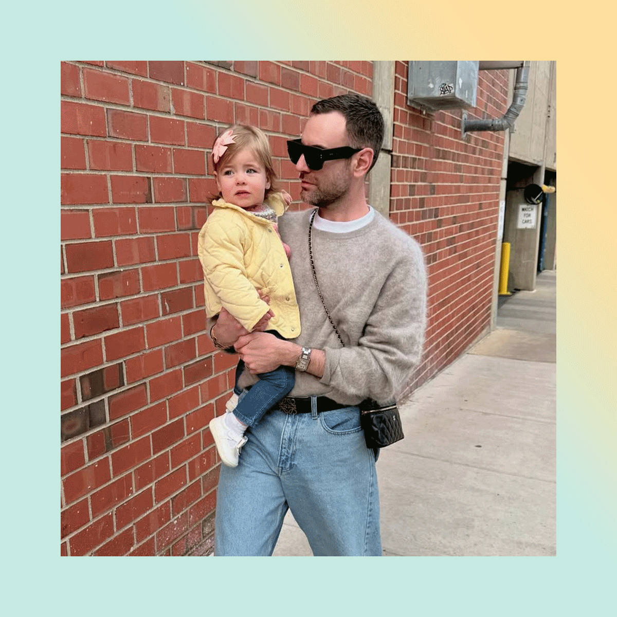 @bobbyshuessler; @annawinck; @monikh