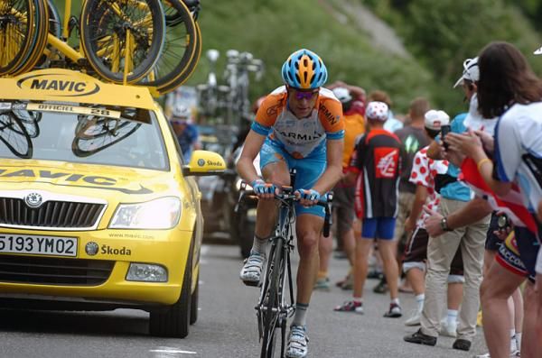 Christian Vande Velde (Garmin-Slipstream) climbs the Col de la Colombi&egrave;re.