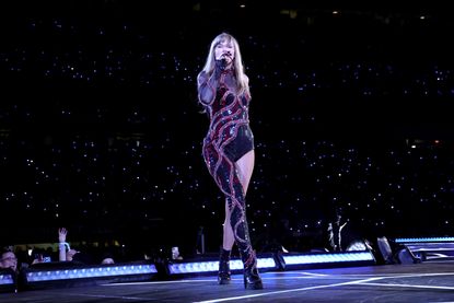 Taylor Swift Hints at the Reason for Her Breakup with Joe Alwyn in New ...