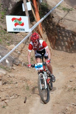 Ellen Guthrie (United States Of America) on her way to winning women's 50+race.