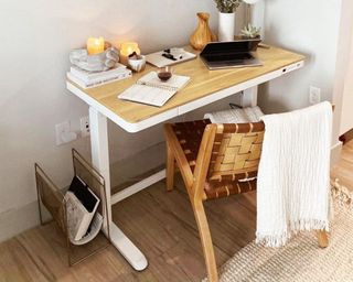 Image of FlexiSpot standing desk