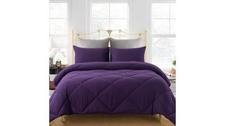 Decroom lightweight queen comforter set