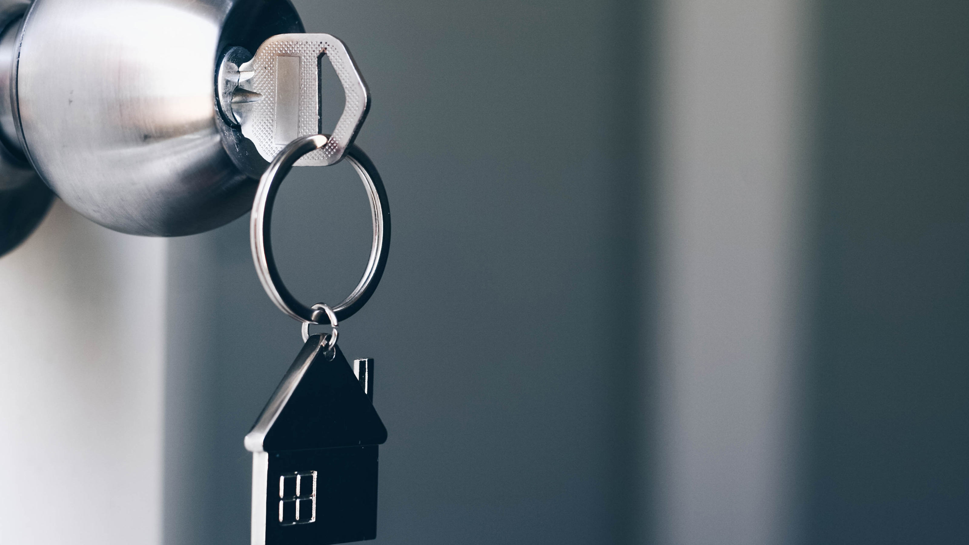 Keeping Spare Keys in a Safe Deposit Box