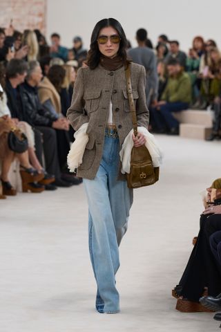 Chloe H/W 24 Laufsteg